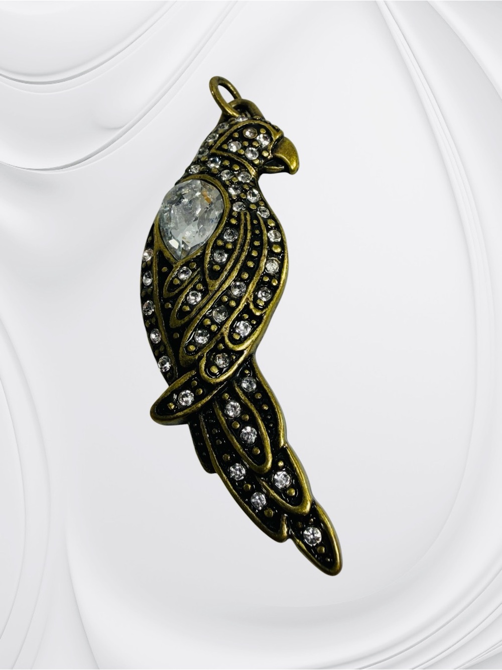 Chico's 2010 Gold Tone Crystal Rhinestone Tropical Bird Parrot Pendant Charm